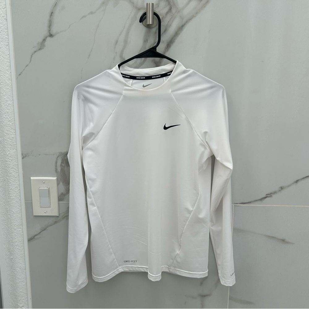 Nike Women's Hydroguard Long-Sleeve Swim Tee